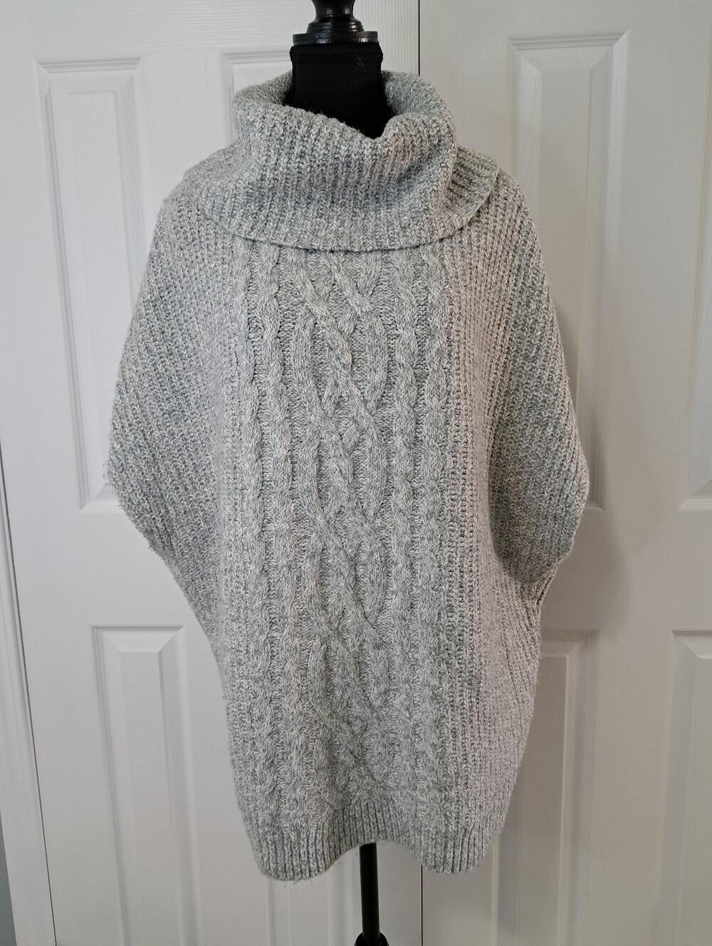 Tommy Hilfiger Grey Cable Knit Cowl Neck Poncho Sweater Vest Womens Size XL
